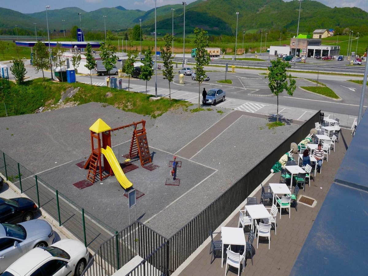 Hotel Lika Sjever Brinje Εξωτερικό φωτογραφία