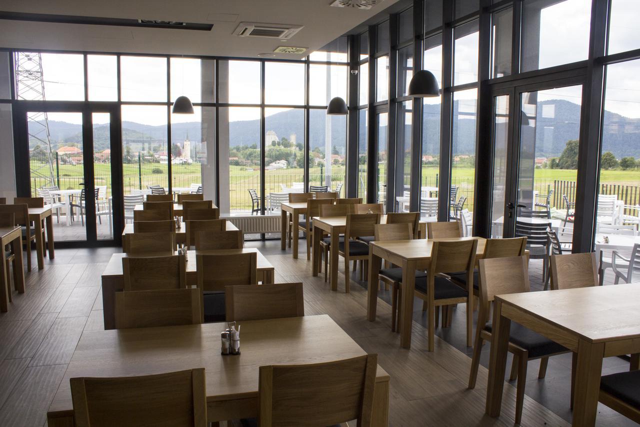 Hotel Lika Sjever Brinje Εξωτερικό φωτογραφία